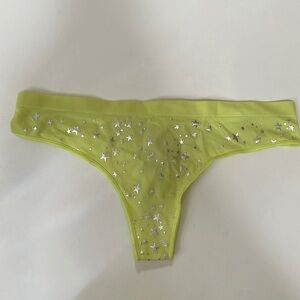NWT pink Victoria’s secrets green thong Sz M